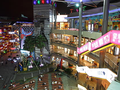 bailian xijiao shopping mall szanghaj