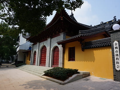 longquan temple yuyao