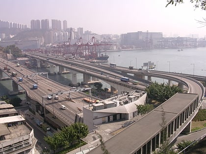 cheung tsing bridge hong kong
