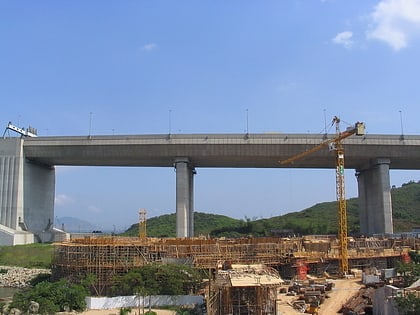 ma wan viaduct hongkong