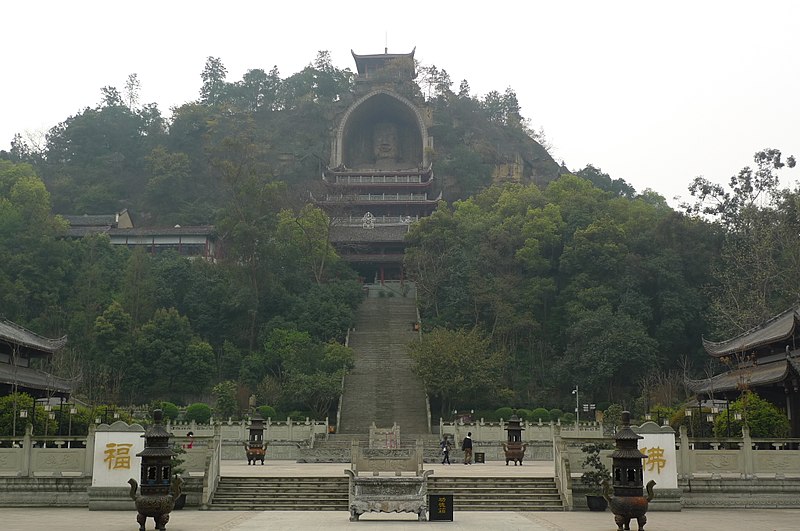 Rongxian Giant Buddha