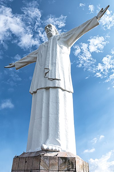 Statue du Christ-Roi