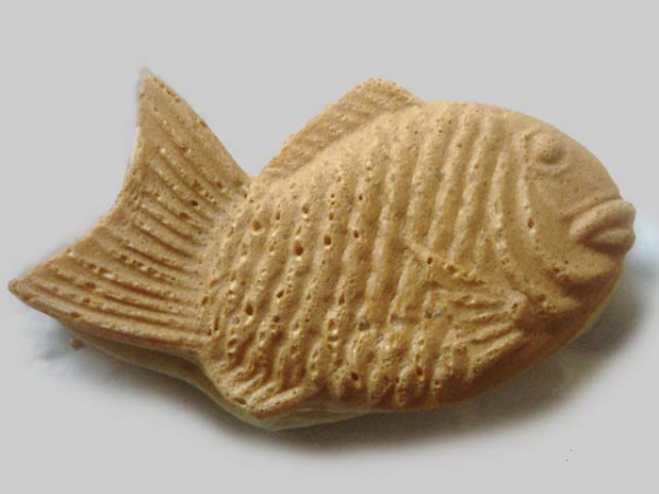 Fish-shaped pastry