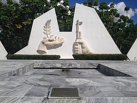 memorial to the soviet internationalist soldier la habana