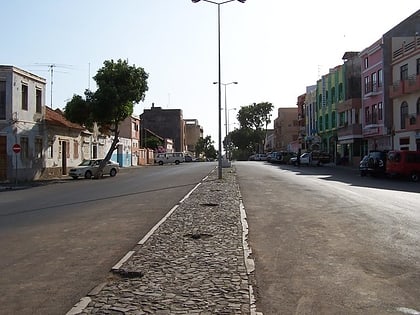 Avenida Andrade Corvo