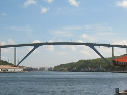 puente reina juliana willemstad