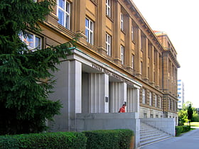 Universität für Chemie und Technologie in Prag