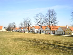 holaszowice