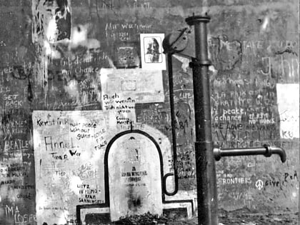 Ściana Johna Lennona