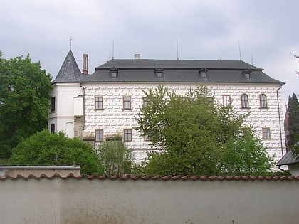 Slatiňany Chateau