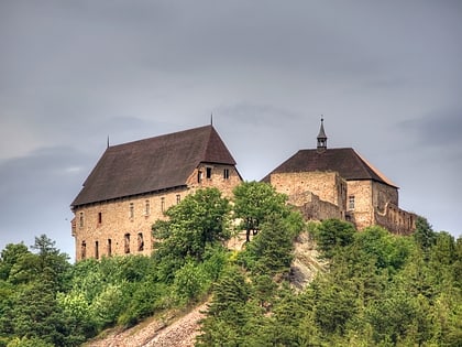 tocnik castle area paisajistica protegida de krivoklatsko