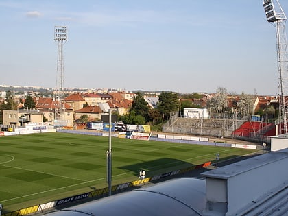 mestsky fotbalovy stadion srbska brno