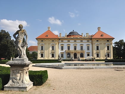 castillo de slavkov slavkov u brna