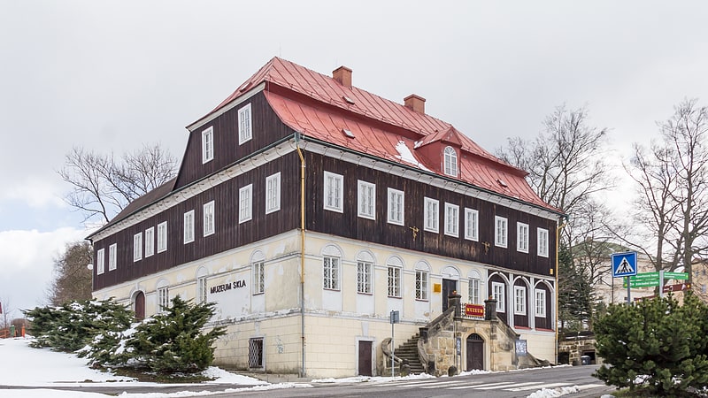 sklarske muzeum kamenicky senov