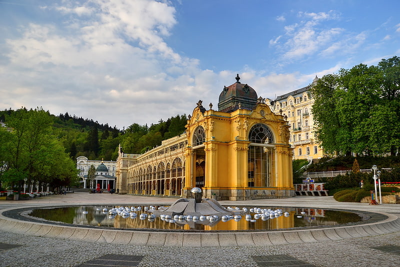 the singing fountain marianskie laznie