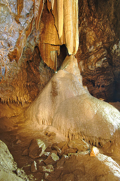 Amatérská Cave