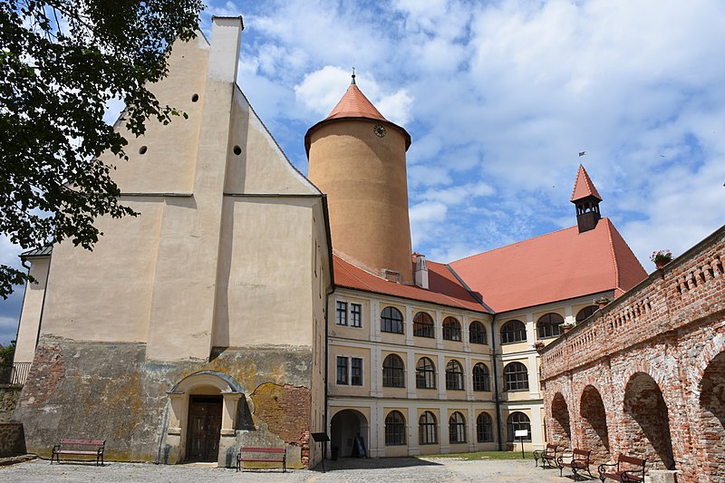 Burg Veveří