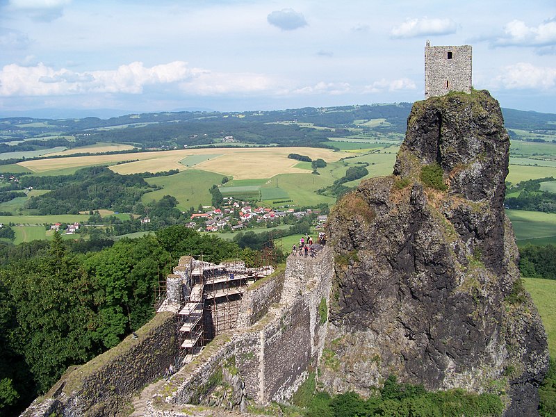 Burg Trosky