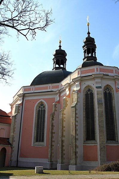 Kirche Mariä Himmelfahrt und Karl der Große