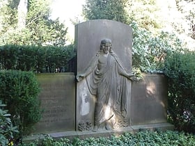Nienstedten Cemetery