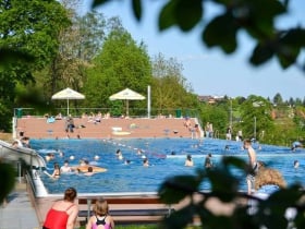 Schwimmbad Harleshausen