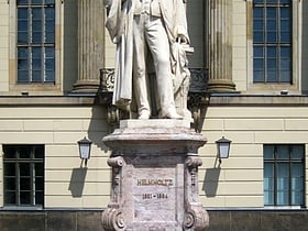 Statue of Hermann von Helmholtz