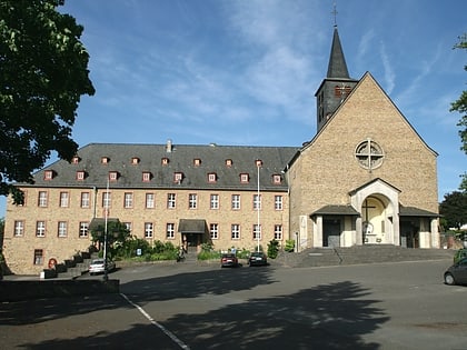 Katholische Pfarrkirche St.Hildegard
