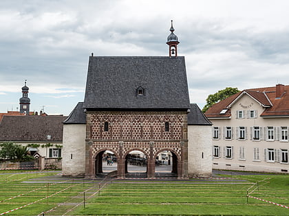 opactwo i klasztor altenmunster lorsch