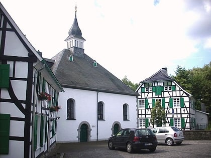 evangelische kirche im dorf