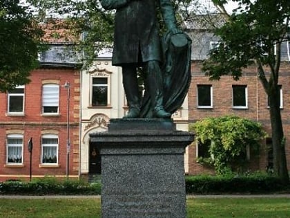 Denkmal für Freiherrn Felix von Loe