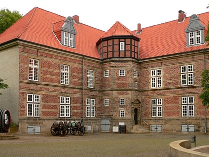 schloss landestrost neustadt am rubenberge