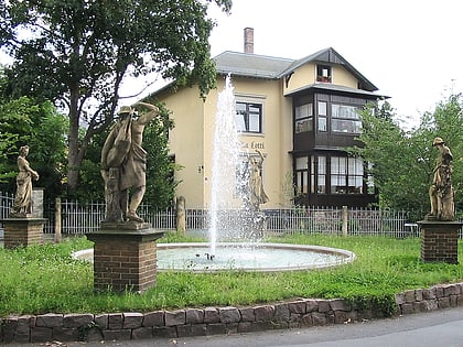 brunnenskulptur gegen den strom radebeul