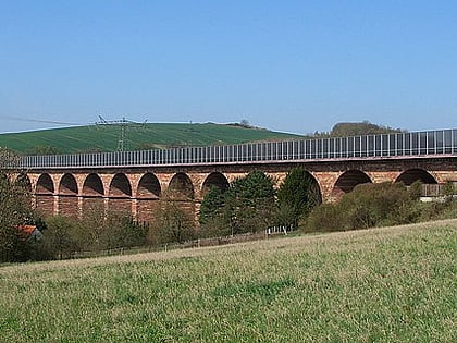 wommen viaduct
