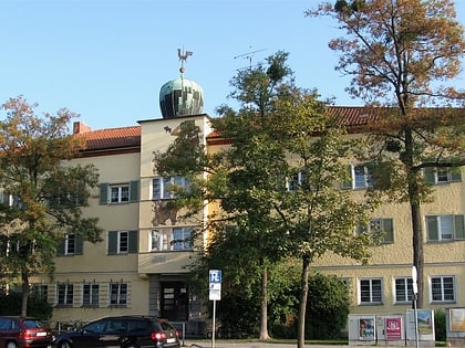 grosshadern town hall munich