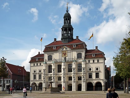 old town hall luneburgo