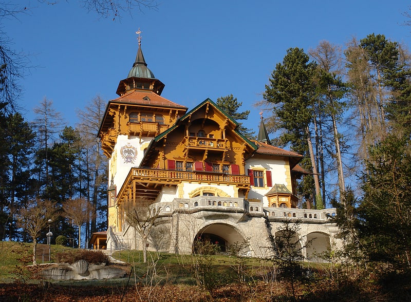 kunstlerhaus villa waldberta feldafing