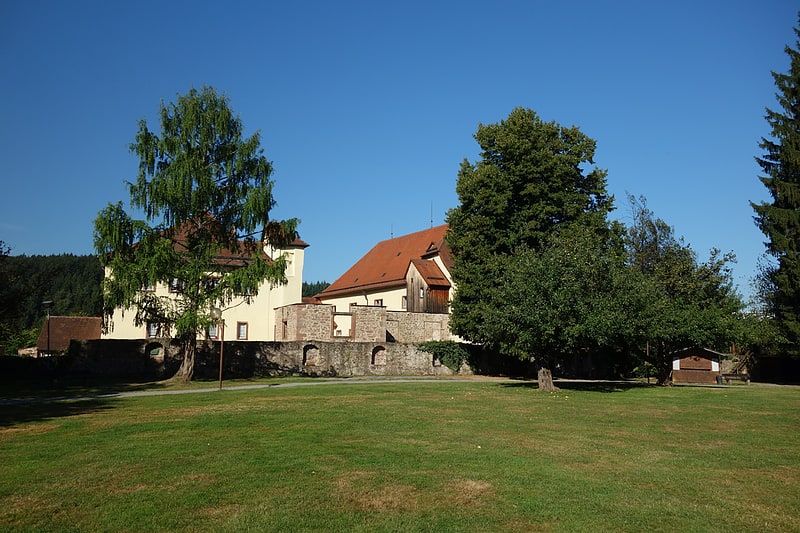 schloss neuenburg