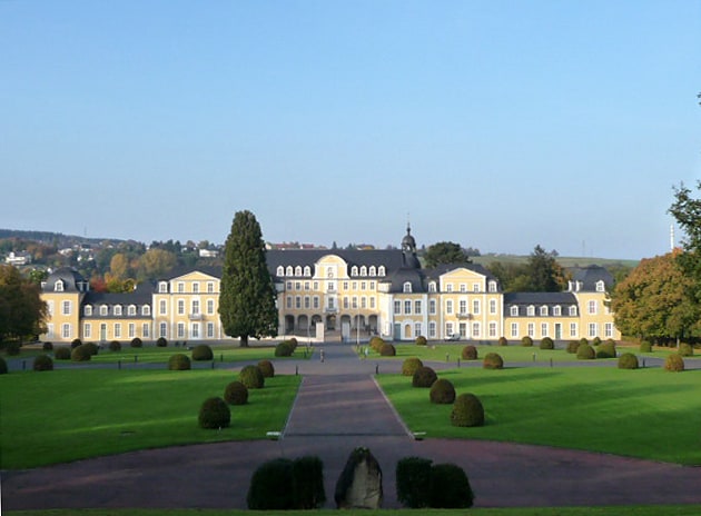 palacio de oranienstein diez