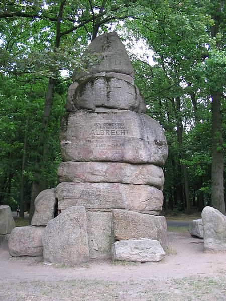 Prinz-Albrecht-Denkmal