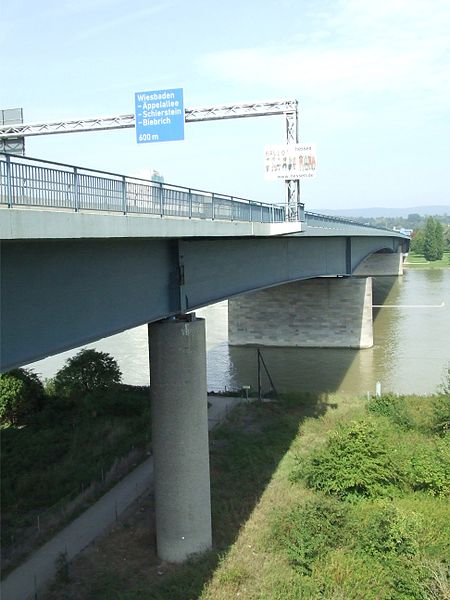 Schiersteiner Brücke