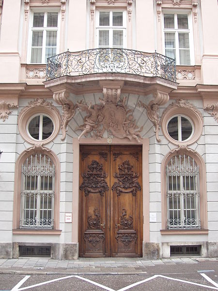 Palais Holnstein