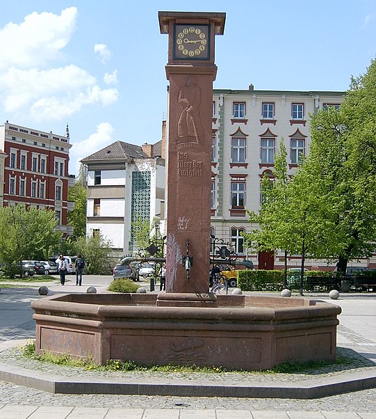 Uhren- oder Jahreszeitenbrunnen