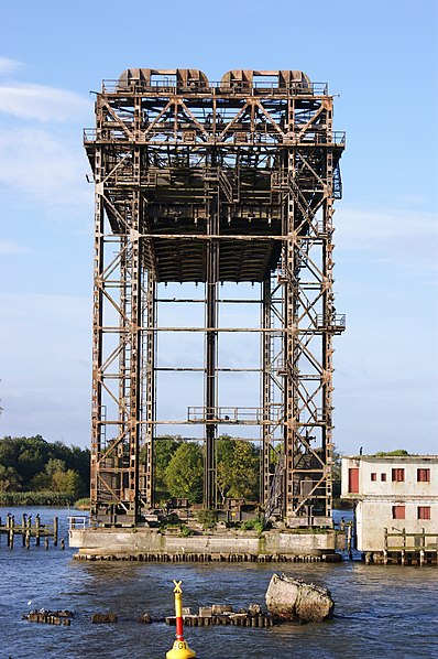 Karnin Lift Bridge