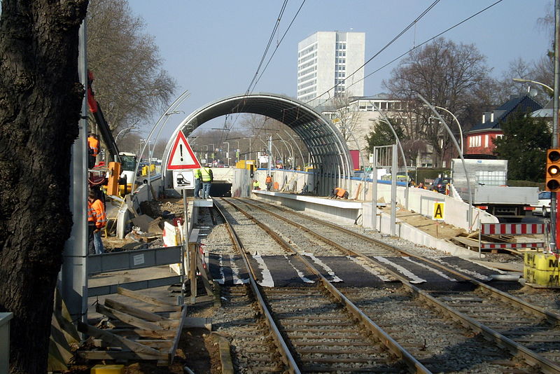 Ollenhauerstraße station