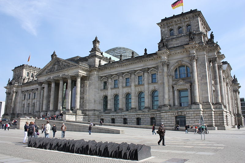 Denkmal zur Erinnerung an 96 von den Nationalsozialisten ermordete Reichstagsabgeordnete