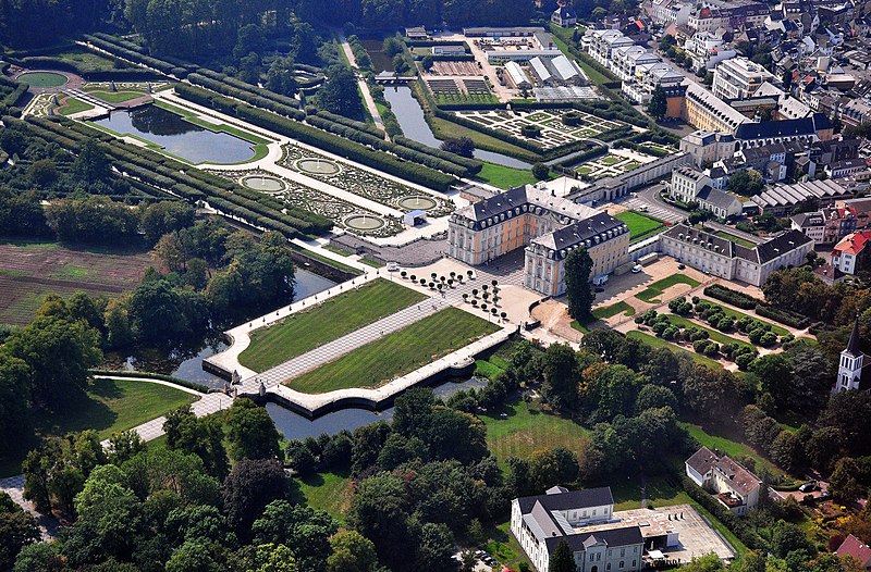 Pałace Augustusburg i Falkenlust