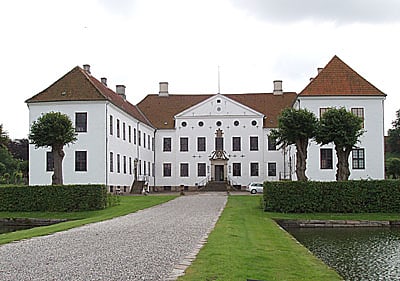 clausholm castle
