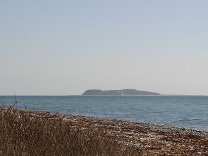 hjelm island