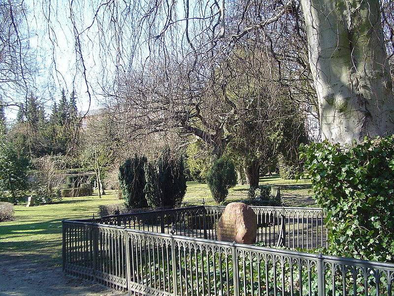 Assistenzfriedhof