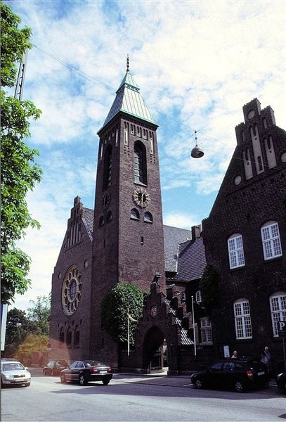 Gustaf Church